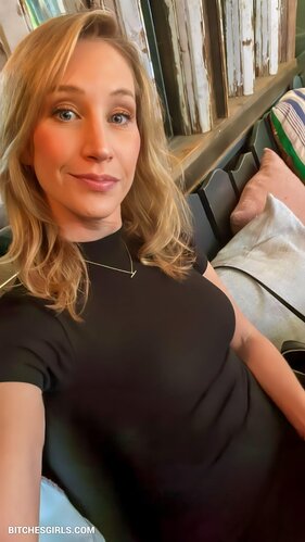 246337456620612151800551418290547487085 thumbnail