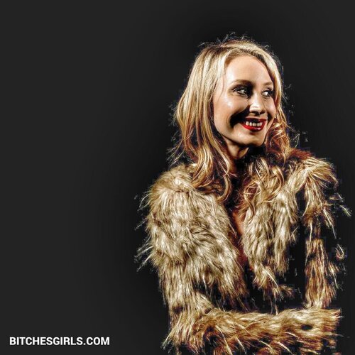 187864112629523638917323034634842509828 thumbnail