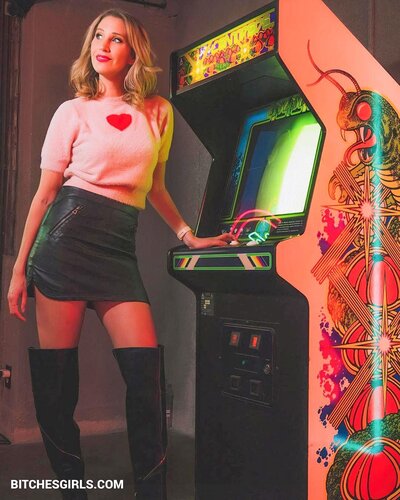 112851905845188932814594242006264627552 thumbnail