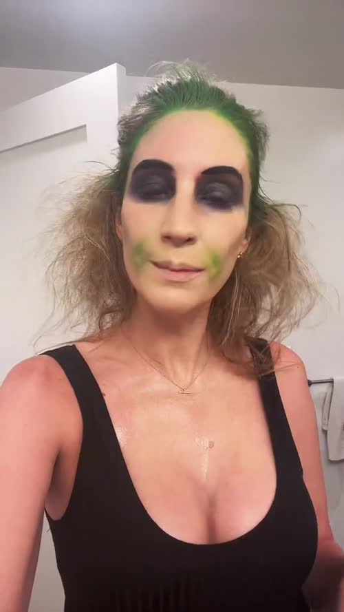 11497892484056493839496701503841646069 thumbnail