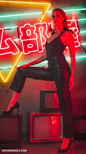 131533322334643481620659560733619140960 thumbnail