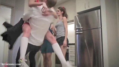 66540798648411390021970225638849498277 thumbnail