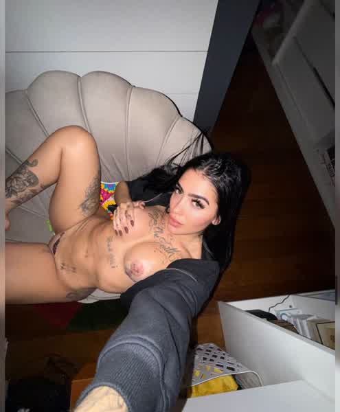 dca734cf989a66547e4383611a83e7e0279abb077fc88b5e206087e227644210 thumbnail