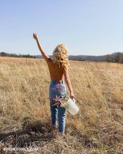 267659620479353048462020654675183285778 thumbnail