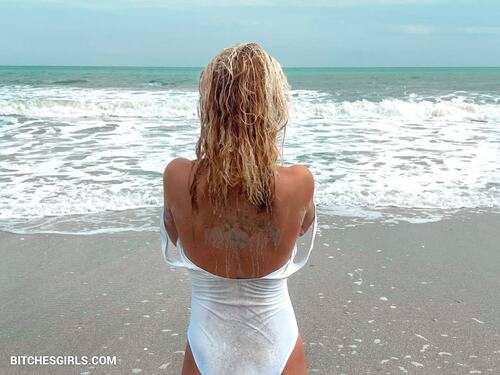 6340019034952532309323090865695974992 thumbnail