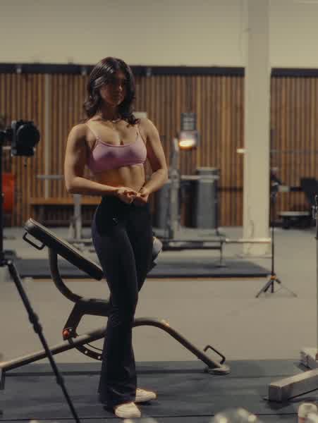 b668ea80a99f7de66da3d1c3062953f38cce492130d1364083930b6cf6cbd90e thumbnail