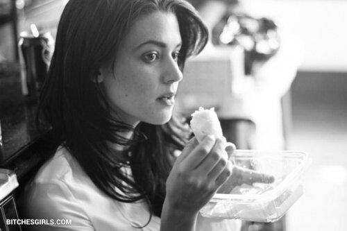 285430018803829079194323721538094899518 thumbnail