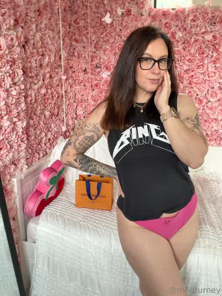 7d0815d4c92bd712b71a43d69dd09e4bd39744472ca5c3809f4eb1082ce59870 thumbnail