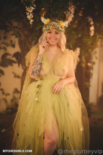 150842767701458767362297319729438427929 thumbnail