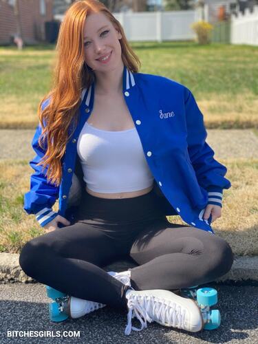 235368571785651871936220168069169306645 thumbnail