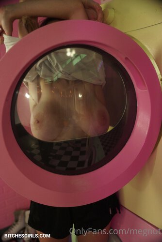 301055957527041079676945206215608902522 thumbnail