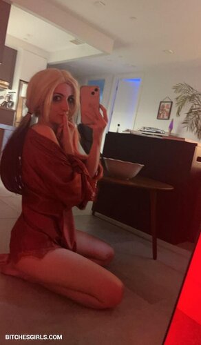 257581345862527212241386718482583173008 thumbnail