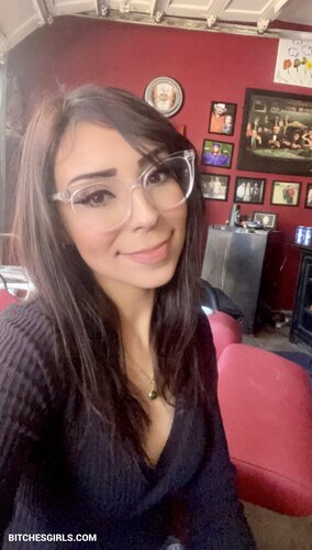 100798312865935778243504385347368683859 thumbnail