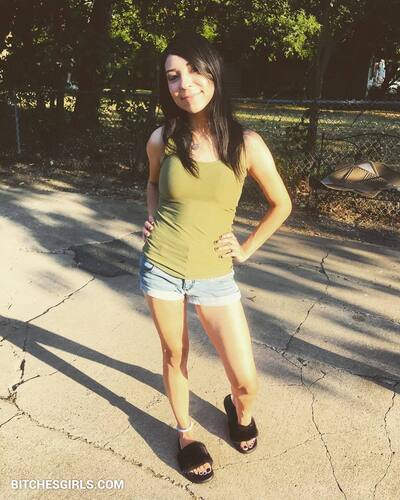 24582705917073234373836049724299827295 thumbnail