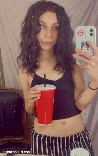 282161274839832913406345129143083583572 thumbnail