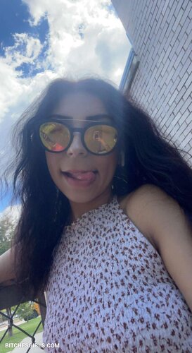 284723922849976143012460982701156122481 thumbnail