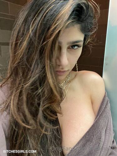 4280254583596454170101500860343611579 thumbnail