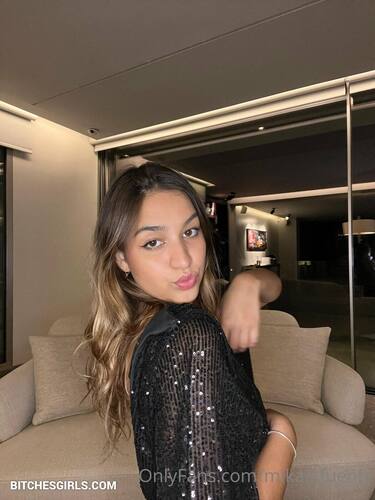 254210463113018636893605439195595162685 thumbnail