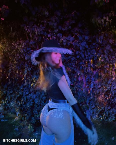 74445650452533835946724635092406152416 thumbnail