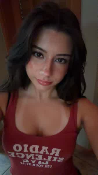 f6d44047bcddd8cb349c7da2204cb4345366c9fea39481794d1683ae75b1783b thumbnail