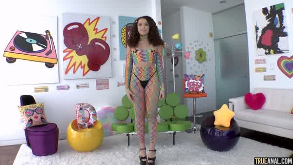 80805fe3a3492397ed43421e0431468e36319dc81be96e0d7d2b64d19dc82ff8 thumbnail