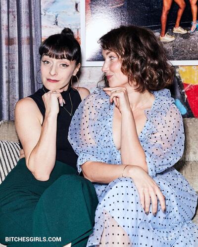 296419093165836806850925546132354482740 thumbnail