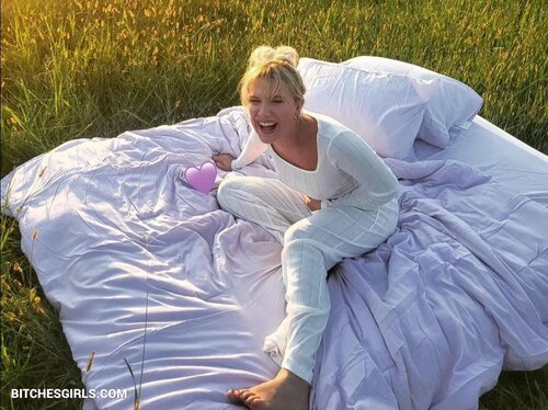 42133087587464764225447026483005894952 thumbnail