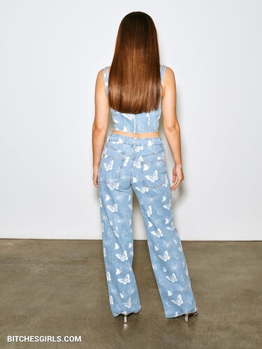 27963299619456560621987022215144163463 thumbnail