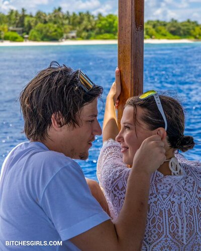 Millie Bobby Brown Nude Celebrity Leaked Photos