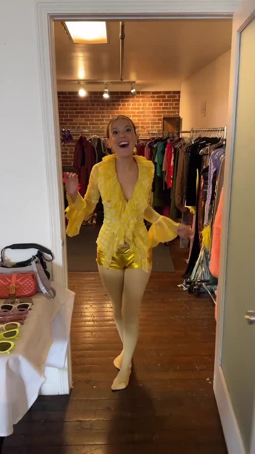 72e3163e16a979059a2e00612809ce558ca2ea6124c8028f22d2eb18d94d08dd thumbnail