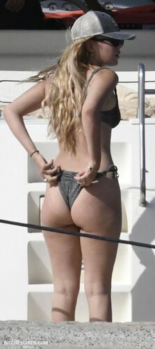 69050087525794867025478966452283635872 thumbnail