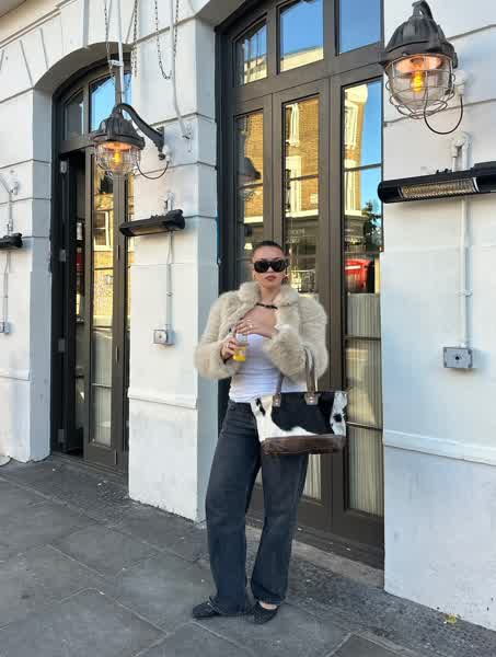 7c4defd96ec80a019cc625bc9511791c43d715e6d7acd90ea544ece05c07d6fa thumbnail