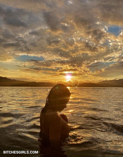 212153525455216095112486103123250778756 thumbnail