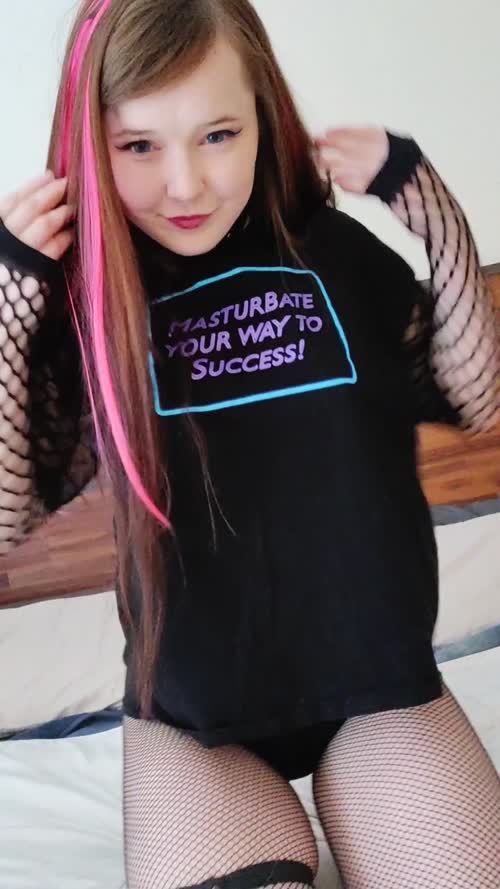 287464795994951295657948126148593059280 thumbnail