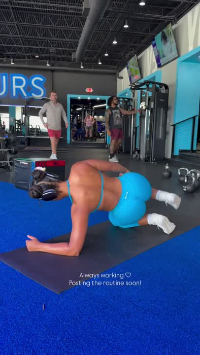 4c0e9bde289424bdd07cc75e396abd29932d20dd81c78e0673ba4af94af35aff thumbnail