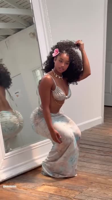 f97fe798cad9ac656653e8001b6b279995e4f8a2fd978ea588a1bcec879ab0f2 thumbnail