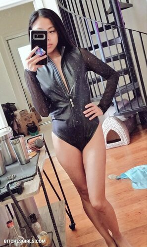 281443940947848768046010262147345920533 thumbnail