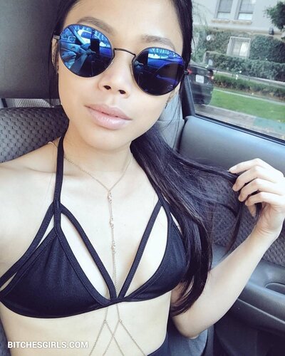 78640891611511389315439592281559588128 thumbnail