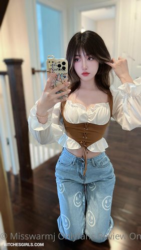 262924641046852619631413063530043608957 thumbnail