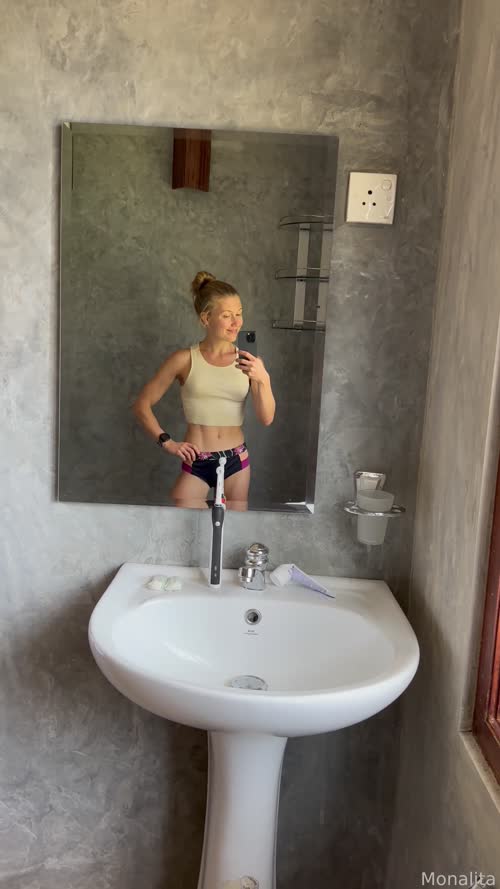 4f5806226211a49882e65717462f562ae73747fc9689584e27d72865cb1a37b0 thumbnail