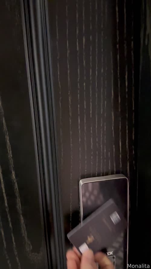 fb73137f0355755b1fd826a80116a33d5f0ff8f9b65f30e0fc5864d498d2b313 thumbnail