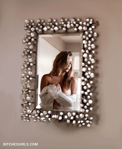 140104924050275163222431654366725317945 thumbnail