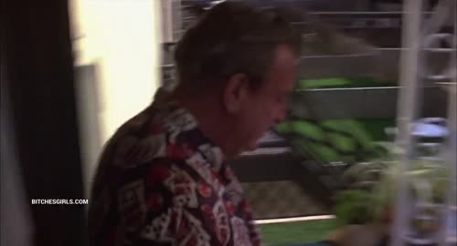 73be50a144d9801b364bf2b2438fa2d84062eca49129ff42672b02385f4ec720 thumbnail