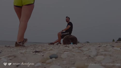 Mrsmidwestjess - Onlyfans Leaked Nude Video