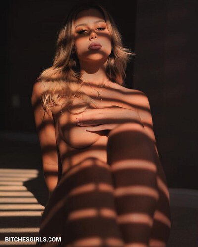 260766665207415383497763551074670500787 thumbnail