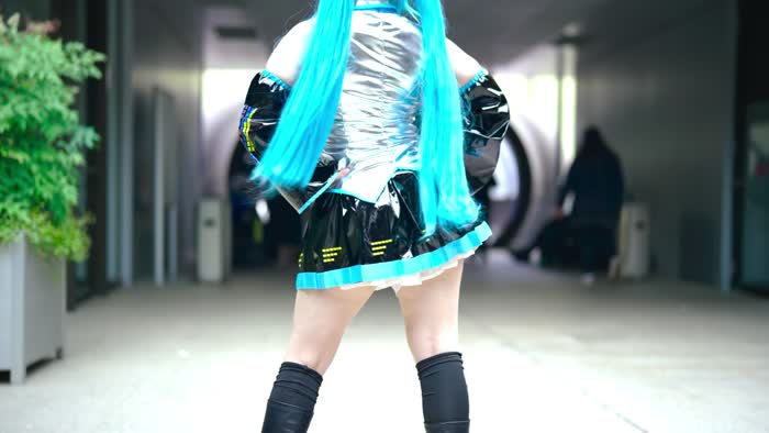 22eecf92f8cadcab42bc86ca05c5b36b56b936f3ef3ee3ba97939057165333ef thumbnail