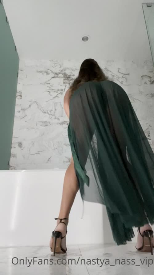 116969970296731235545024456396390311620 thumbnail