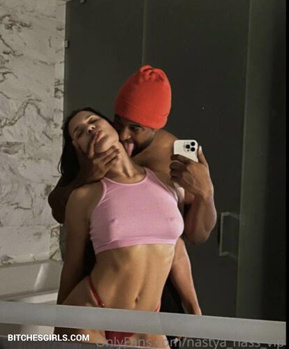 116262394198169801769463409546439231052 thumbnail