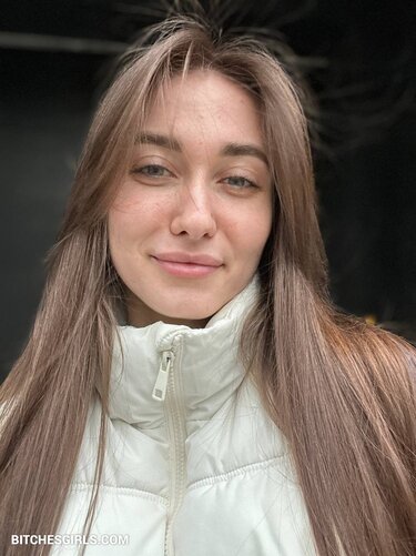 105478339015264886966141369460954202712 thumbnail