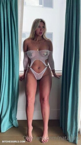 298200350275827696705676230518535487080 thumbnail